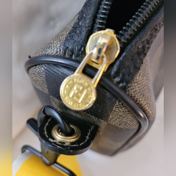 Fendi pequin checkered bag - Picture 8 of 9